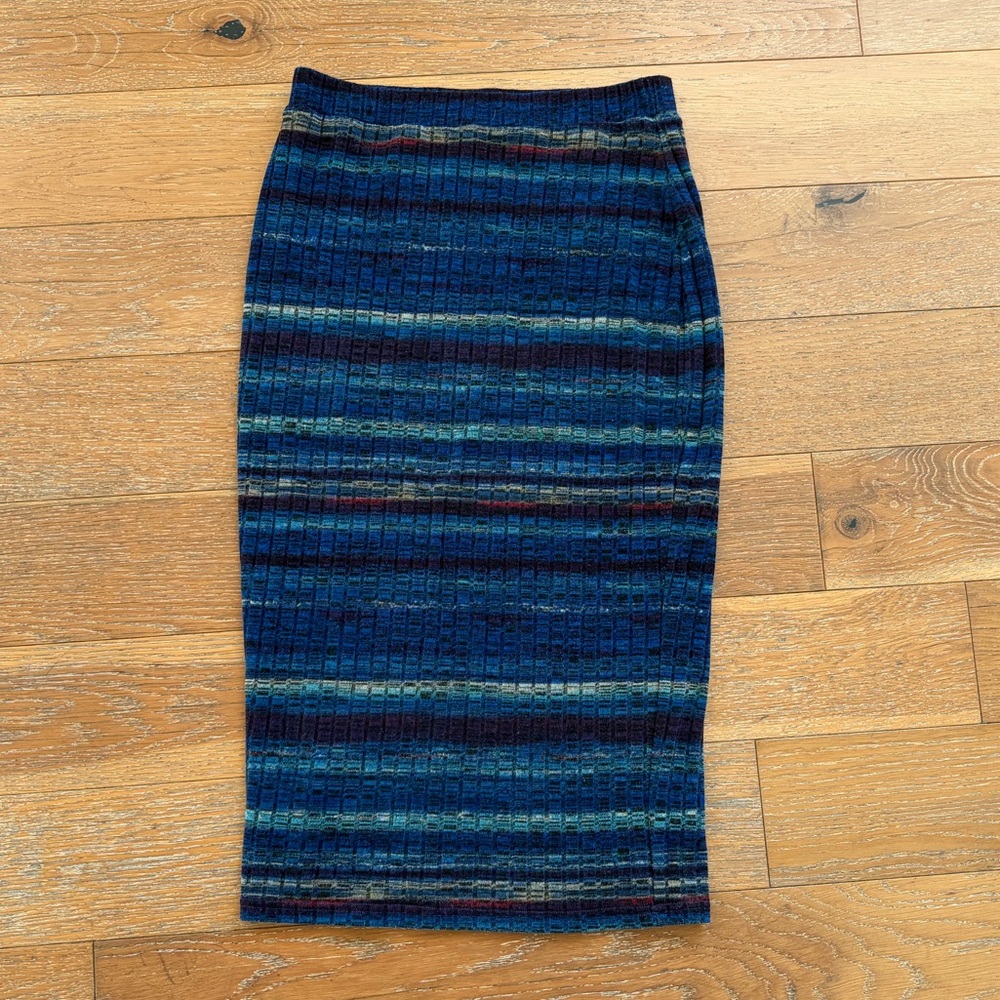 Elegant Multicolor Striped Pencil Skirt